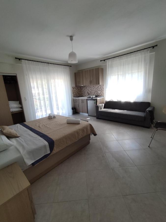Meliria Apartments Скала-Рахониу Екстериор снимка